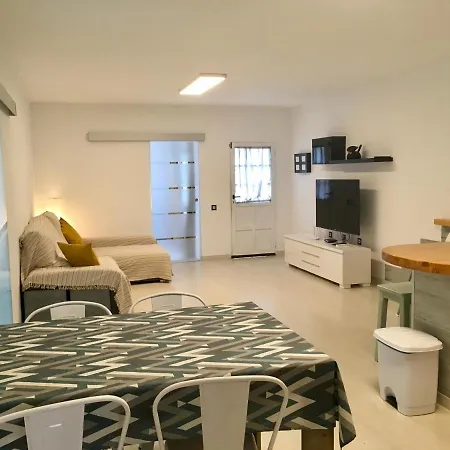 Apartment Spazioso E Incantevole, Funzionale, Wi-fi, Ac, Patio, Piscina Condivisa Costa Calma